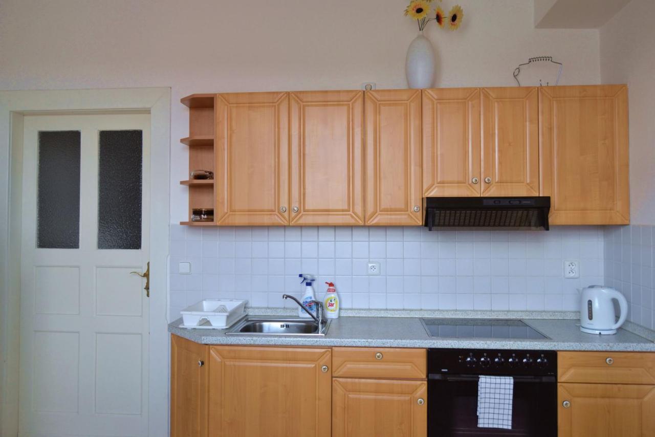 Pravouhla Apartment Praha Bagian luar foto